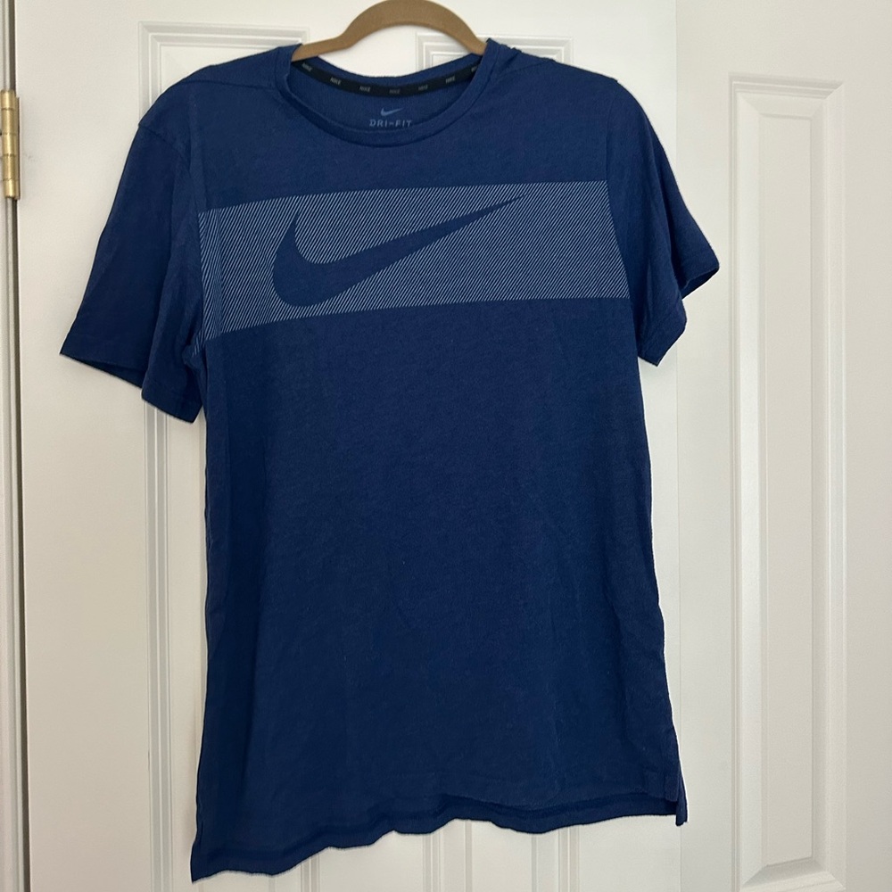 NIKE TSHIRT